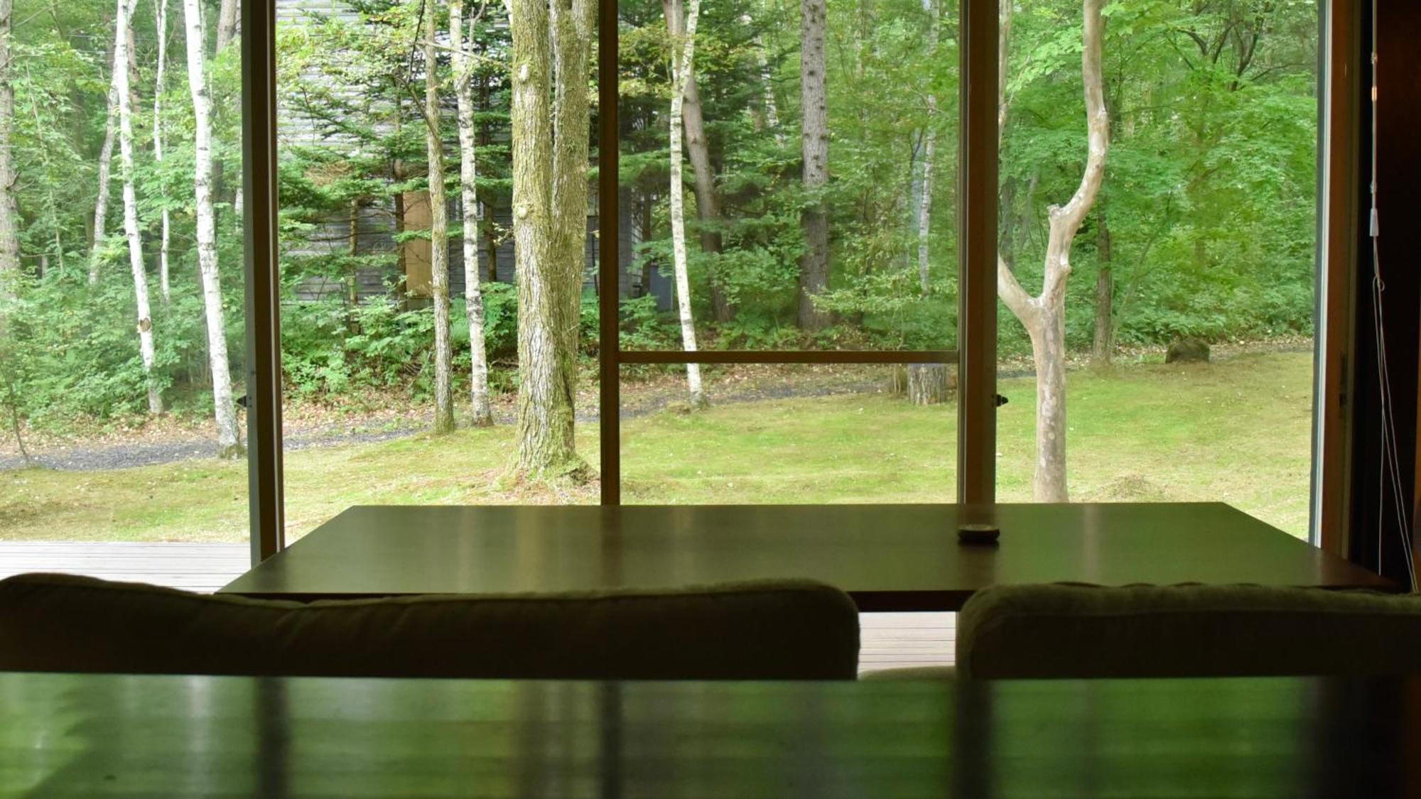北軽井沢、静かな森の中の一棟貸切宿 Villa Tsumagoi